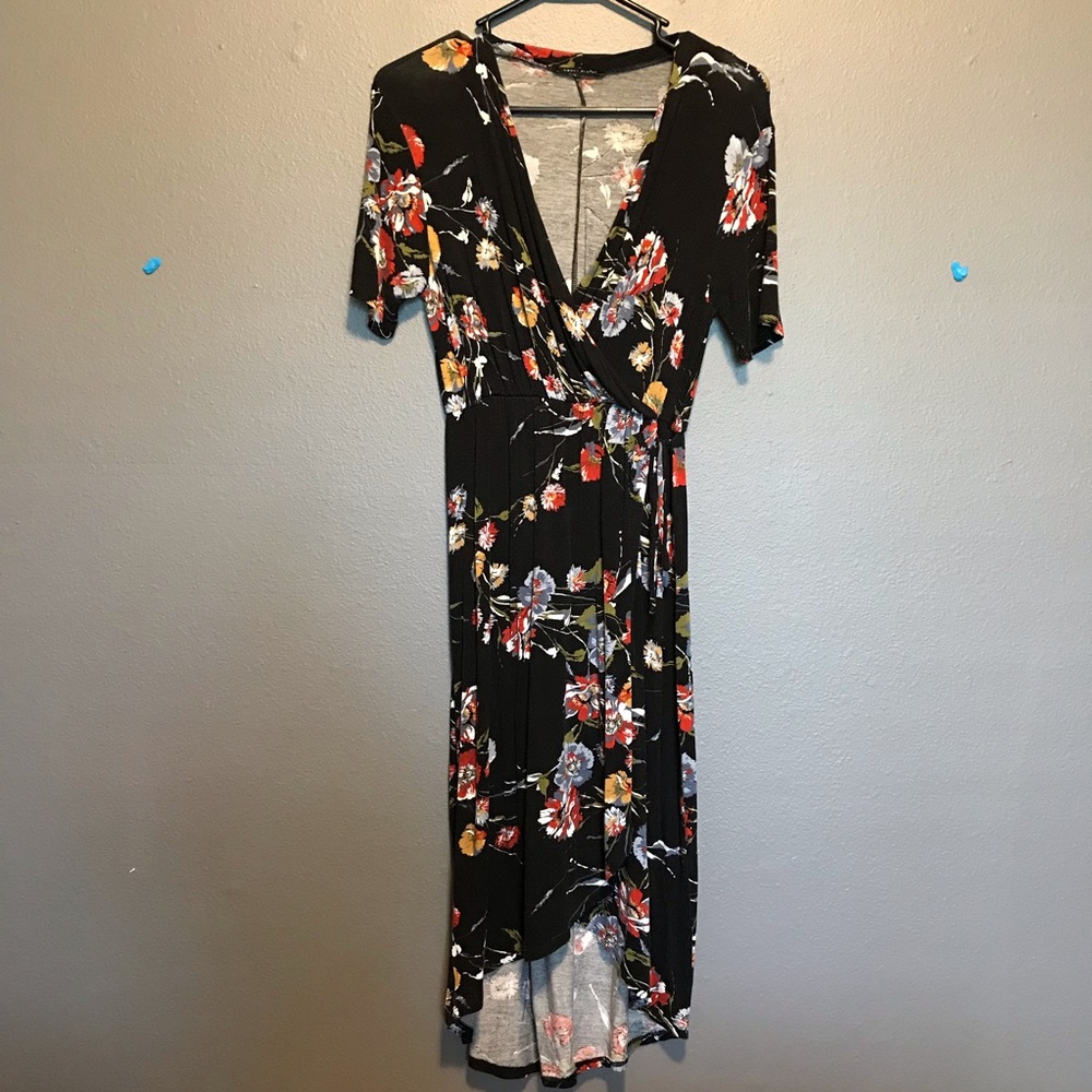 Black Floral Dress Size Medium Super Soft